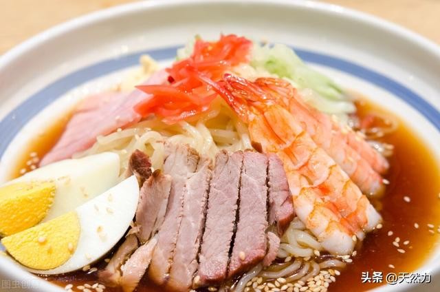 东北冷面的汤是如何做出来的？东北冷面的做法步骤10