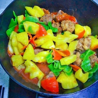 菠萝咕咾肉的家常做法（咕咾肉简单做法步骤）12