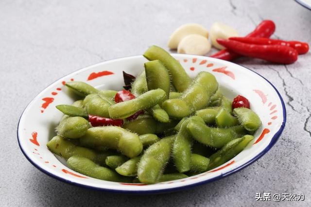 毛豆怎么煮好吃又入味（教你夜宵摊的毛豆做法）18