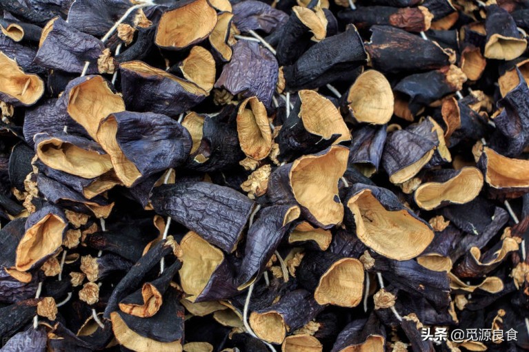 干菜是什么菜做成的(5种蔬菜晒成菜干炖肉吃特香)11