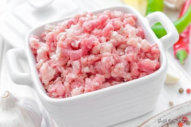 肉包子怎么做让汁更多?教你肉包子的馅鲜嫩多汁的做法5