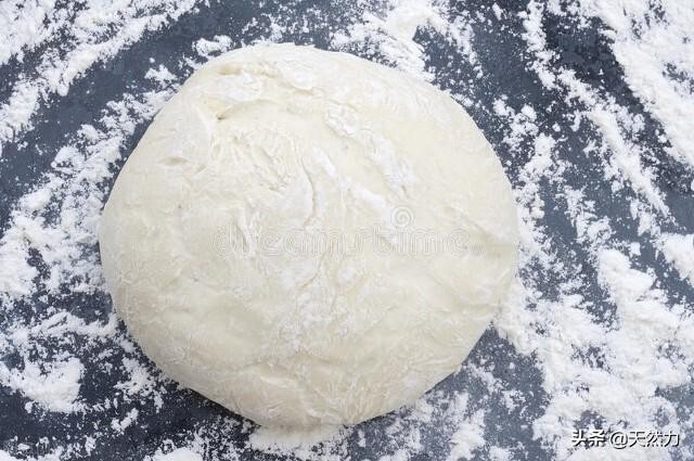 肉包子怎么做让汁更多？教你肉包子的馅鲜嫩多汁的做法10