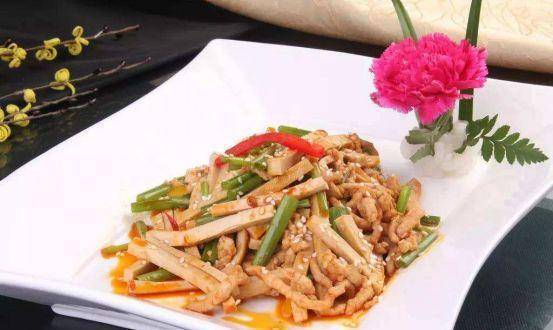 31道精致菜肴分享：简单烹饪保留食材原味，开开心心吃好每一餐 4