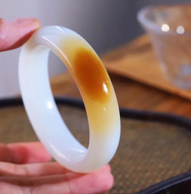 求高人玉石鉴赏？4